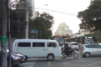 SP: Problema na licitação atrasa manutenção de semáforos 