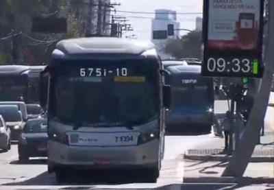 SP revoga recomendação de que ônibus só circulem com passageiros sentados