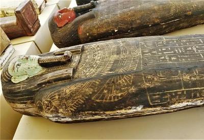 Egito descobre 250 sarcófagos datados de 2.500 anos