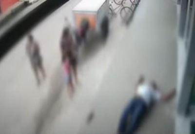 Vídeo: segurança é executado a tiros em frente a criança