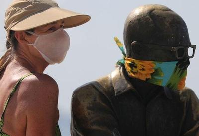 Anvisa reforça regras para uso de máscaras em aeroportos e aviões