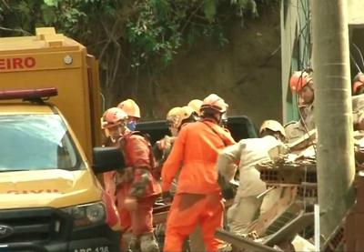 Sobe para 11 o número de mortos no desabamento de dois prédios no Rio