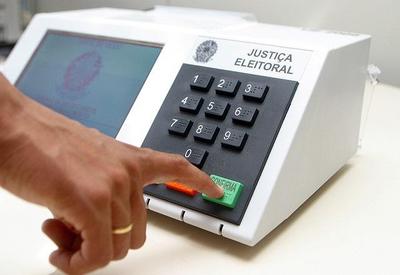 Datafolha: 58% dos brasileiros são a favor da reeleição 