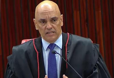 TSE tem coragem para lutar contra quem não acredita na democracia, diz Moraes