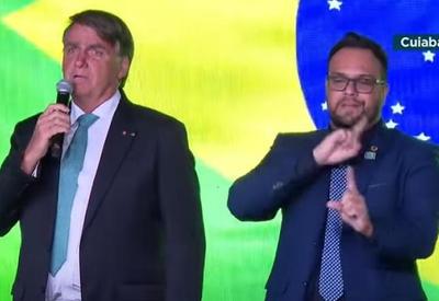 Em evento com evangélicos, Bolsonaro aposta em novo tom de campanha