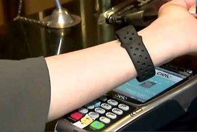 Tecnologia já permite que pagamentos sejam feitos com pulseiras