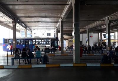 Homem é detido após filmar banheiro feminino em terminal no ABC Paulista