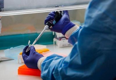 Pfizer inicia testes clínicos da vacina contra variante ômicron