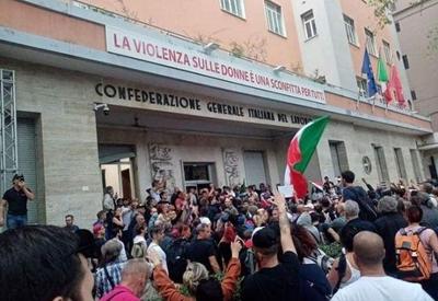 Itália bloqueia site de partido neofacista por incentivar atos violentos