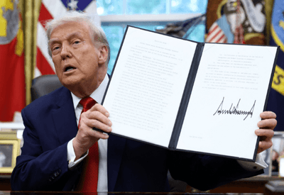  Trump assina decreto para aprovar venda do TikTok nos EUA e adia banimento até dezembro
