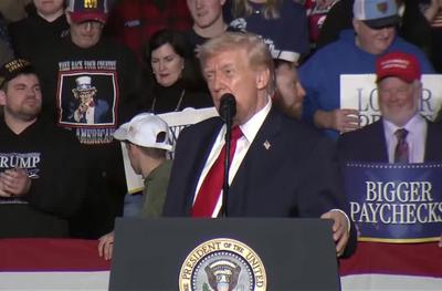 Trump diz que nova “armada” dos EUA está em direção ao Irã