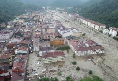 Número de mortos por inundações na Turquia sobe para 27