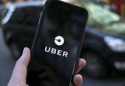 Uber exclui motoristas por cancelamento de corridas