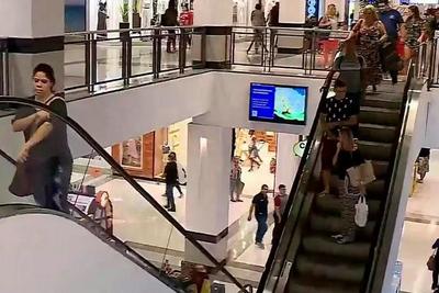 Uma pesquisa mostra que 4 em cada 10 lojas em shoppings estão desocupadas