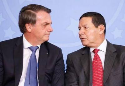 Bolsonaro diz que "parlamentares escolheram bons candidatos"