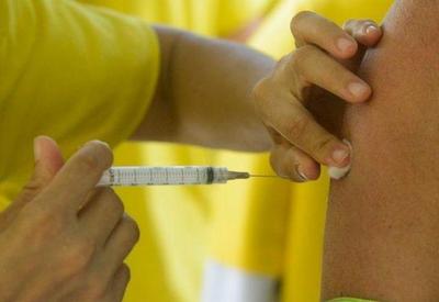 Adolescentes de 17 anos sem comorbidades são vacinados em Ananindeua