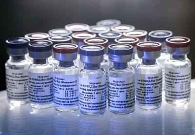Vacina russa só será produzida no Paraná após aprovação de testes