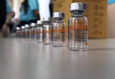 8 potiguares recebem as primeiras doses da coronavac em Natal