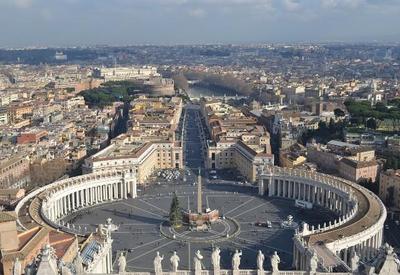Vaticano diz ser 'moralmente aceitável' a vacina contra a covid-19