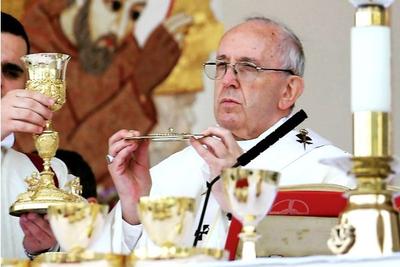 Vaticano nega que papa Francisco tenha dito que inferno não existe