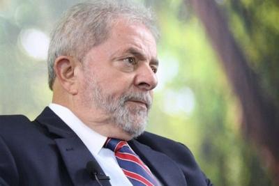 Vaza áudio de voo de Lula em que ex-presidente é chamado de ´lixo´