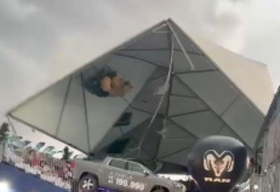 Vídeo: tenda desaba durante vendaval em evento de beach tennis e deixa 8 feridos em Ribeirão Preto (SP)