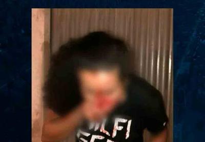 Vídeo: jovem de 21 anos é espancada pelo avô após contrariar limpar a casa