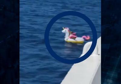 Vídeo: menina de 4 anos é encontrada à deriva em alto mar na Grécia