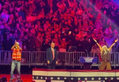 YMCA: Hino improvável de Trump encerra a festa Republicana na véspera da posse