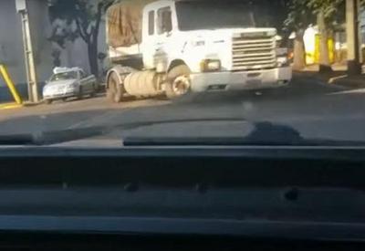 Vítima de colisão com caminhão filma o próprio acidente