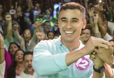 Weverson Meireles (PDT) é eleito prefeito de Serra (ES)