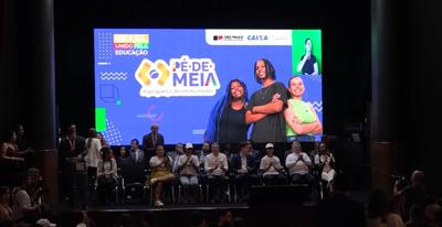 Estado de São Paulo adere ao programa Pé-de-Meia