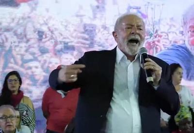 Lula: "Quem se meter a comprar a Petrobras vai ter que conversar conosco"
