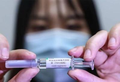 China vai vacinar 50 milhões de pessoas até 12 de fevereiro