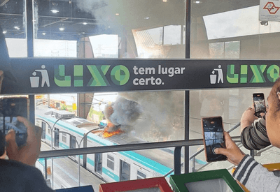 Falha elétrica causa princípio de incêndio em trem da ViaMobilidade em São Paulo
