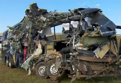 Itapetininga-SP: Ônibus envolvido em grave acidente estava regular, diz polícia