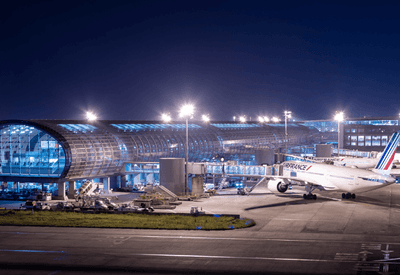 Greve em aeroportos na França cancela 40% de voos em meio ao início do verão europeu 
