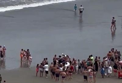 Pai e mãe morrem afogados em Praia Grande (SP); filho é socorrido