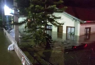 Chuva forte deixa 10 mortos em Presidente Getúlio em Santa Catarina