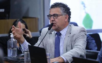 Alencar Santana diz que proibição de acesso a documentos do Master é “blindagem” de Mendonça