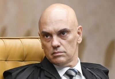 Moraes torna público conteúdo extraído pela polícia do celular de Mauro Cid