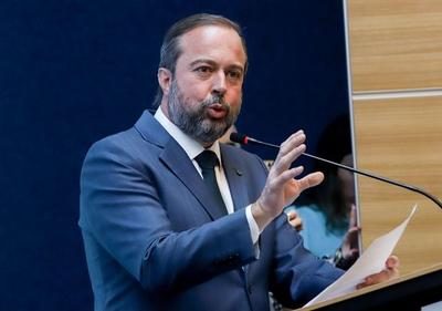 Governo anuncia R$ 8 bi em investimentos na exploração mineral, após acordo com empresa saudita