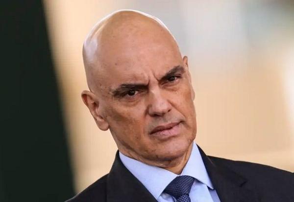 Imagem da notícia: Ministros do STF tentam convencer Moraes a autorizar prisão domiciliar a Bolsonaro