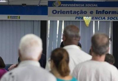 Prova de vida de aposentados está suspensa até 31 de maio