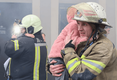 Ataque russo atinge jardim de infância na Ucrânia; bombardeios deixam 7 mortos no país 