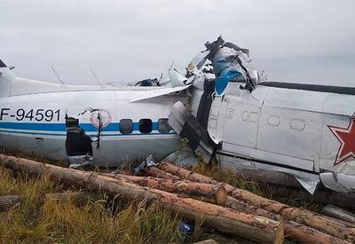 Avião cai na Rússia deixando 16 mortos e 6 feridos