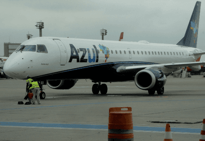 Azul anuncia encerramento de operações em 14 cidades do Brasil; veja lista