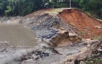 Barragem de água se rompe no Parque Lagoa do Nado, em Belo Horizonte