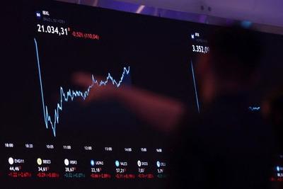Ibovespa renova recorde histórico com perspectiva de corte de juros nos EUA
