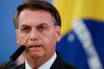 Bolsonaro afirma que não descarta se refugiar em embaixada para escapar de prisão